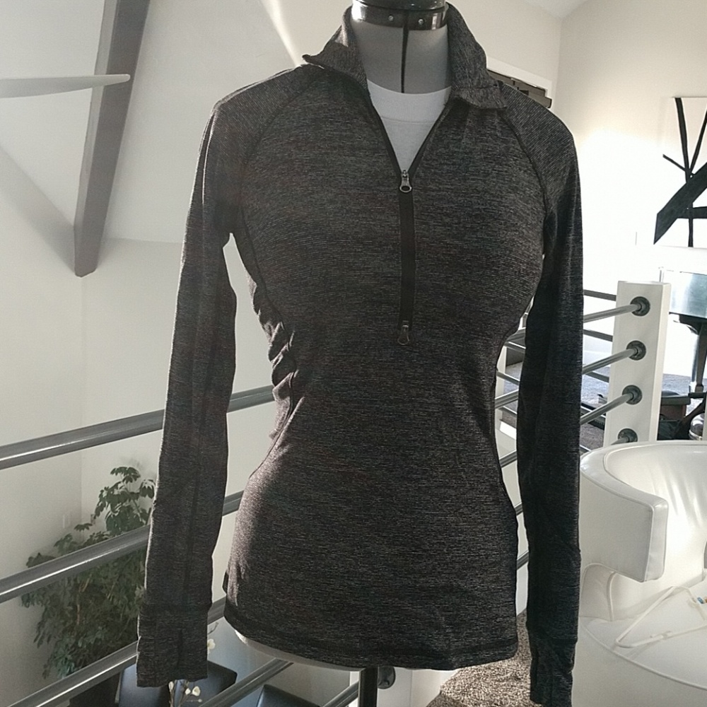 Lululemon jacket size 4